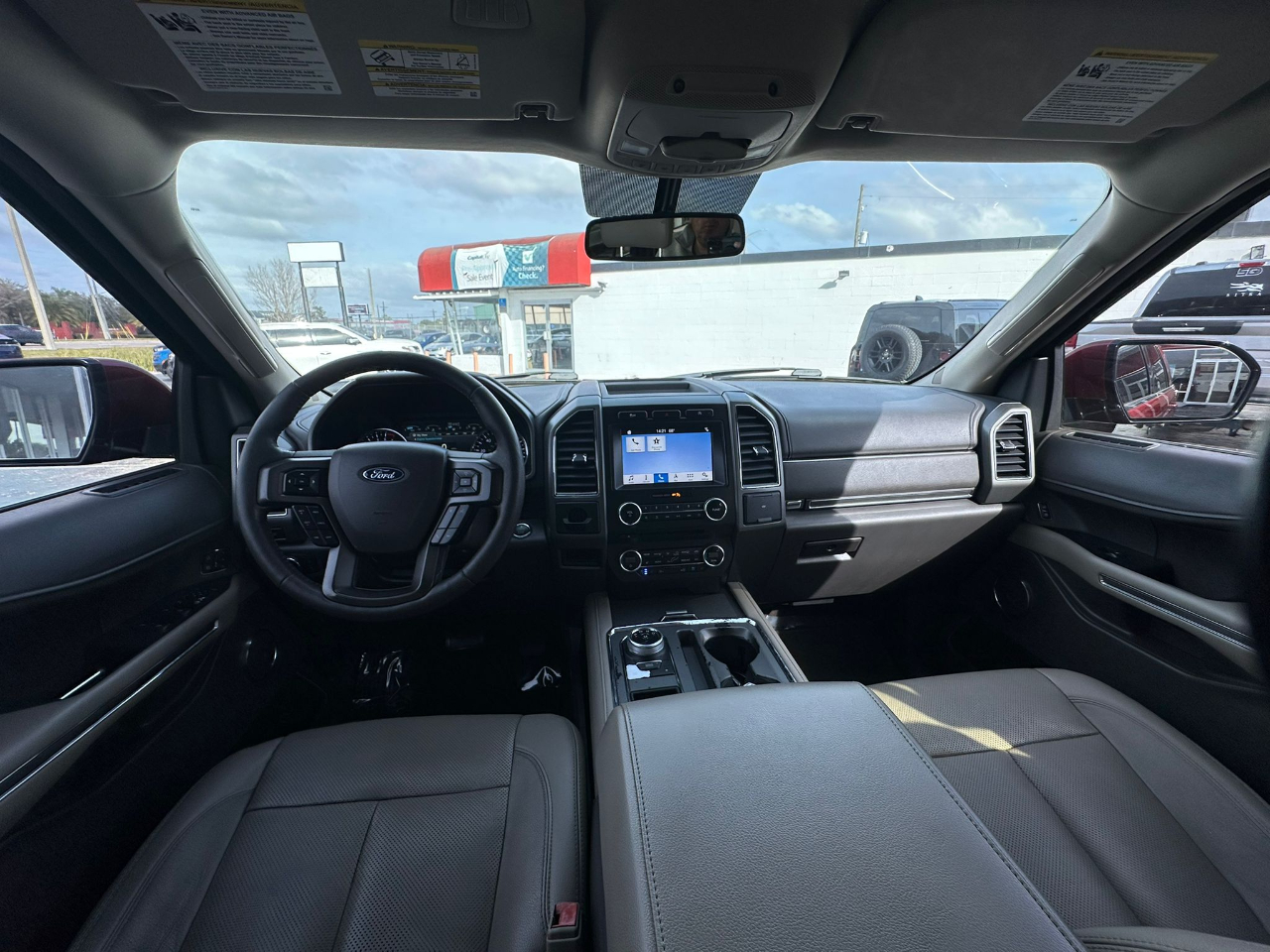 Ford Expedition XLT 2WD 2018