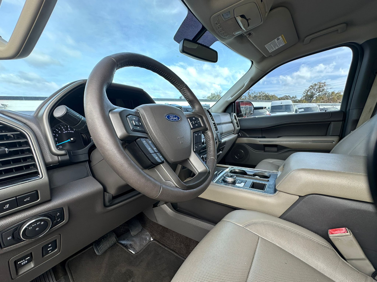 Ford Expedition XLT 2WD 2018