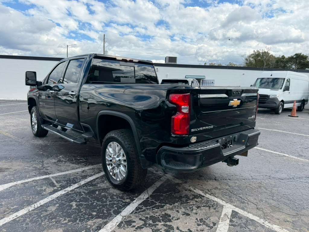 Chevrolet Silverado 2500HD High Country Crew Cab Short Box 4WD 2022