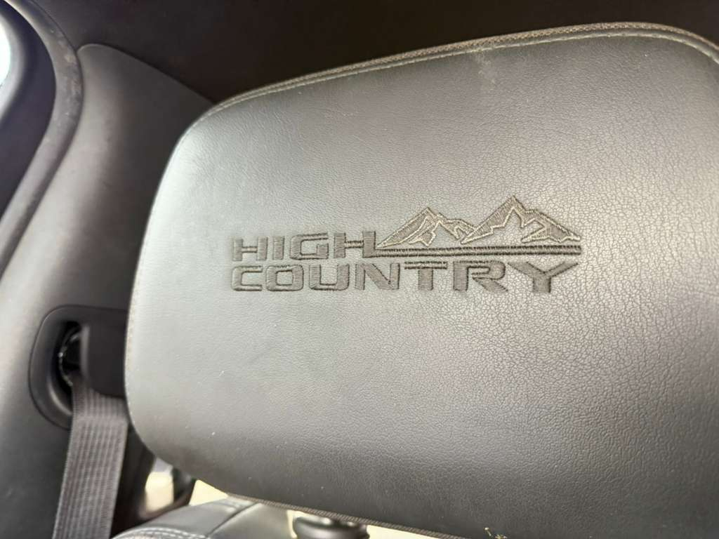 Chevrolet Silverado 2500HD High Country Crew Cab Short Box 4WD 2022