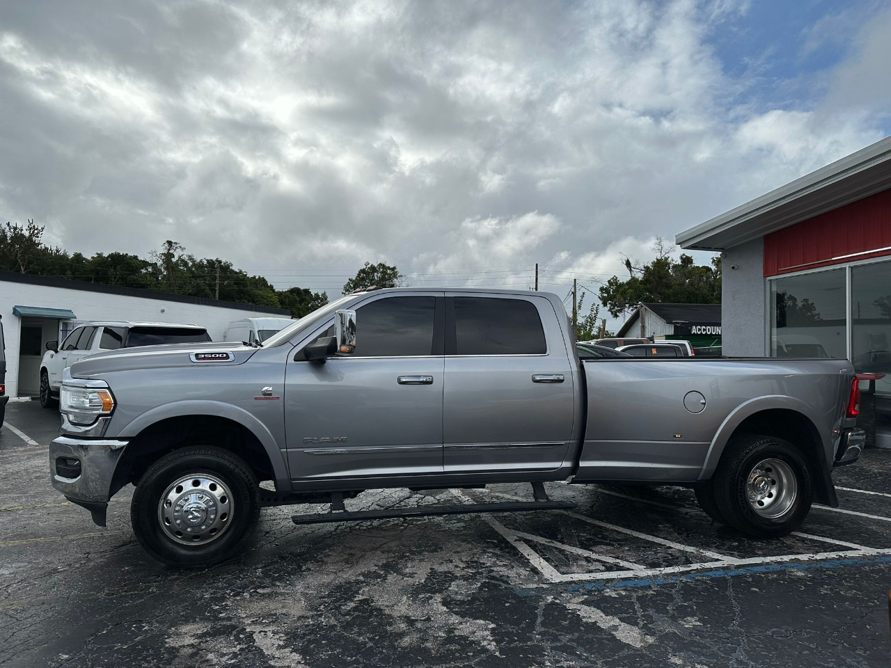RAM 3500 Limited Crew Cab LWB 4WD DRW 2019