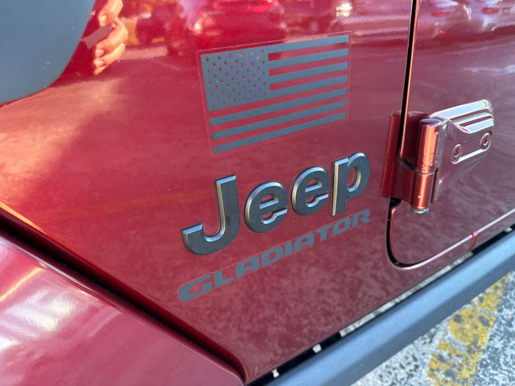 Jeep Gladiator  2021