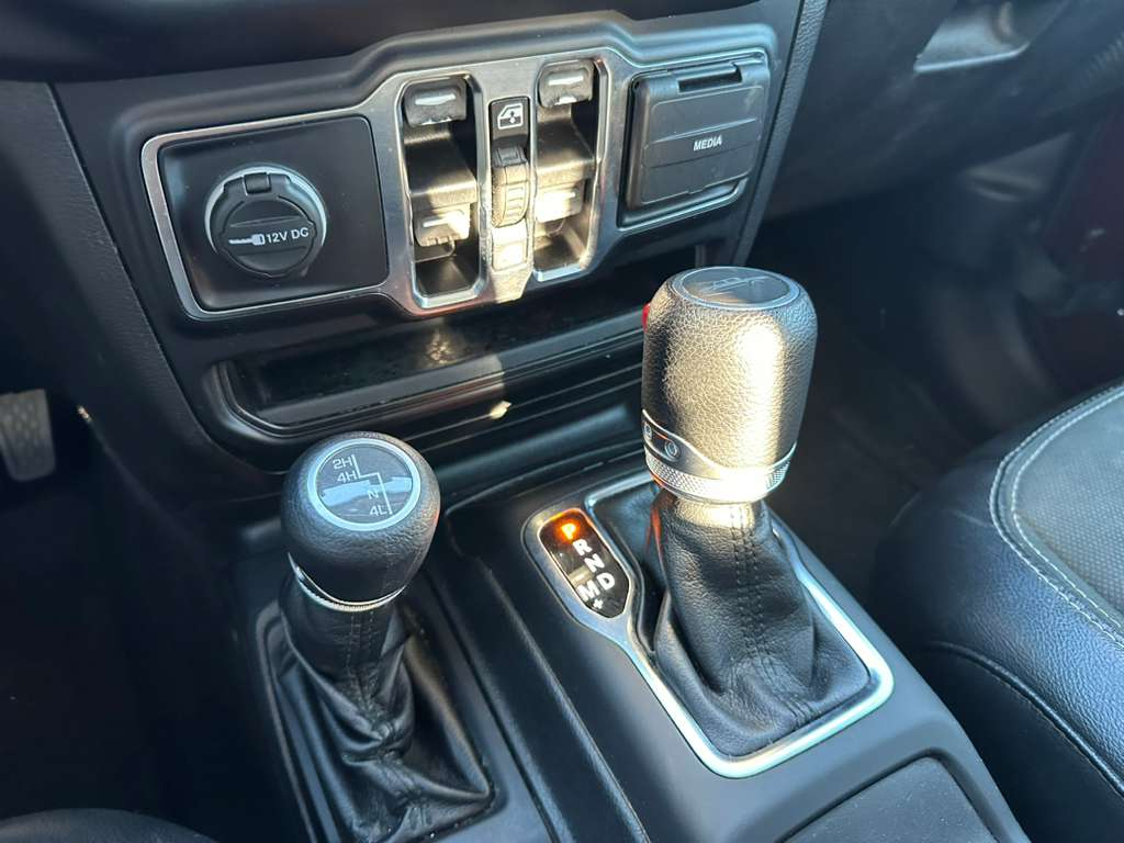 Jeep Gladiator  2021