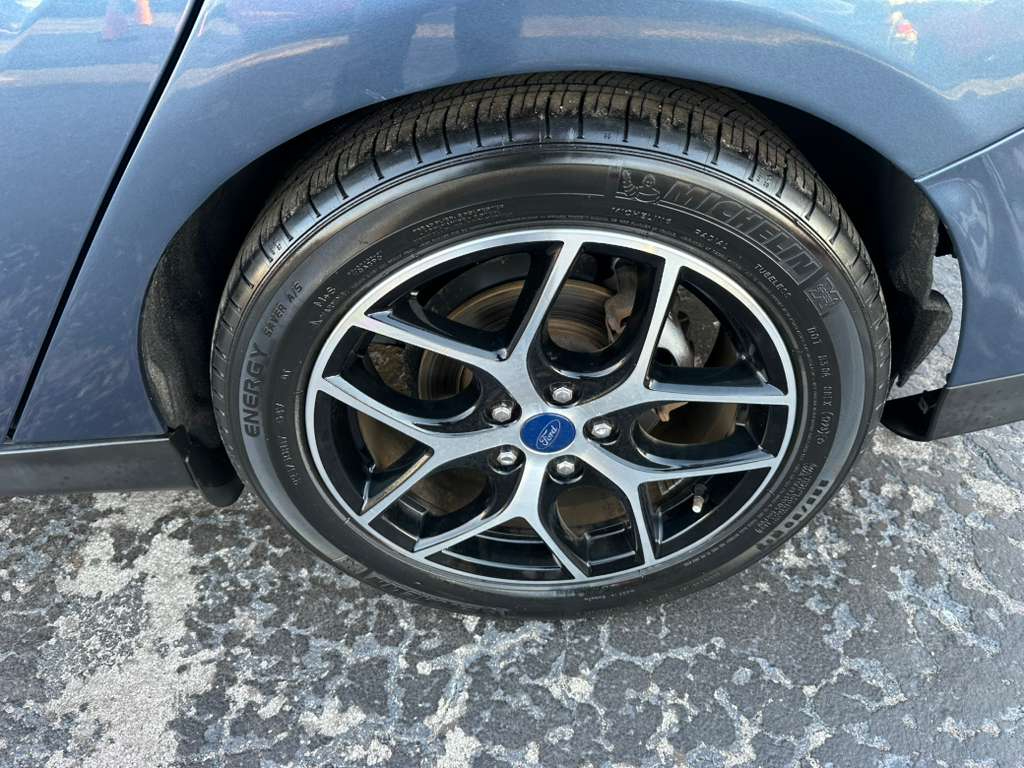 Ford Focus SEL Sedan 2018