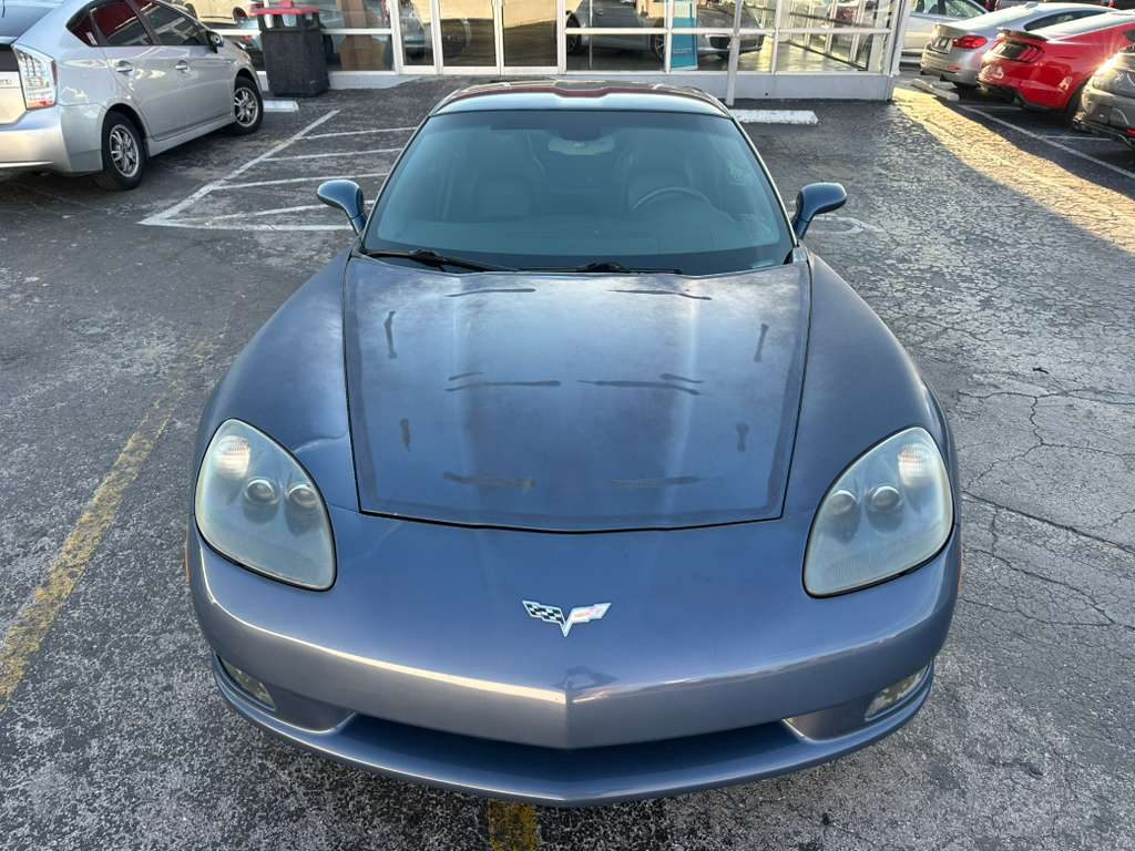 Chevrolet Corvette Standard Coupe 1LT 2011