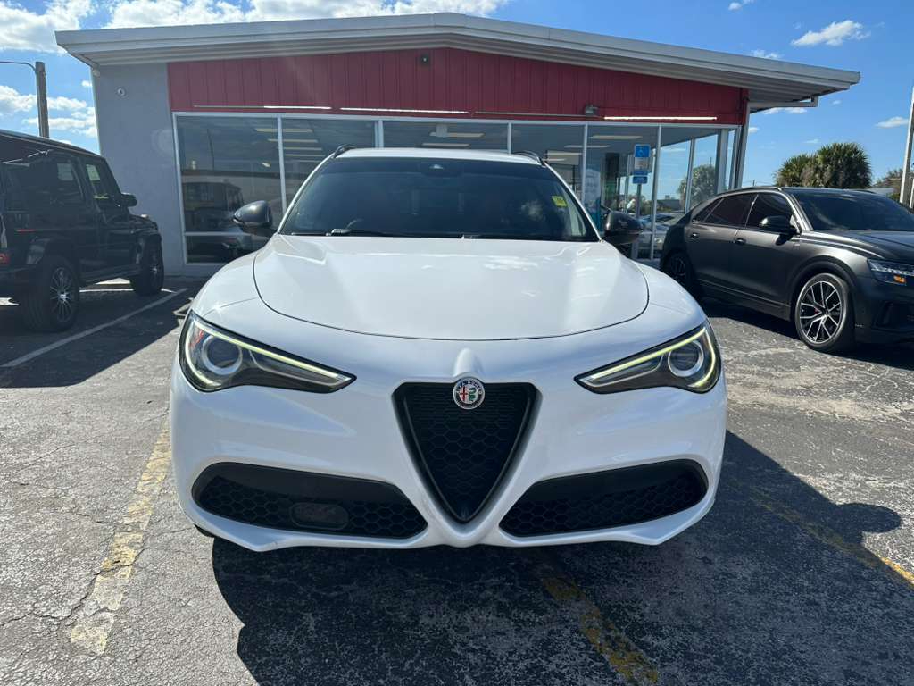 Alfa Romeo Stelvio Sport 2020