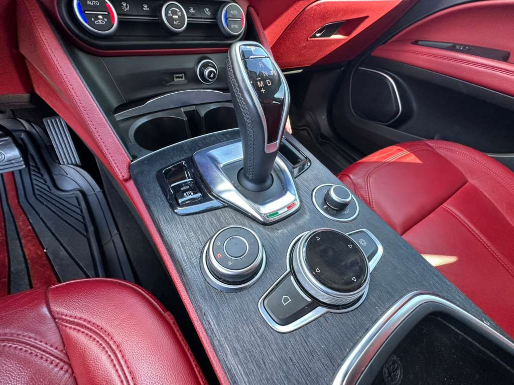 Alfa Romeo Stelvio Sport 2020