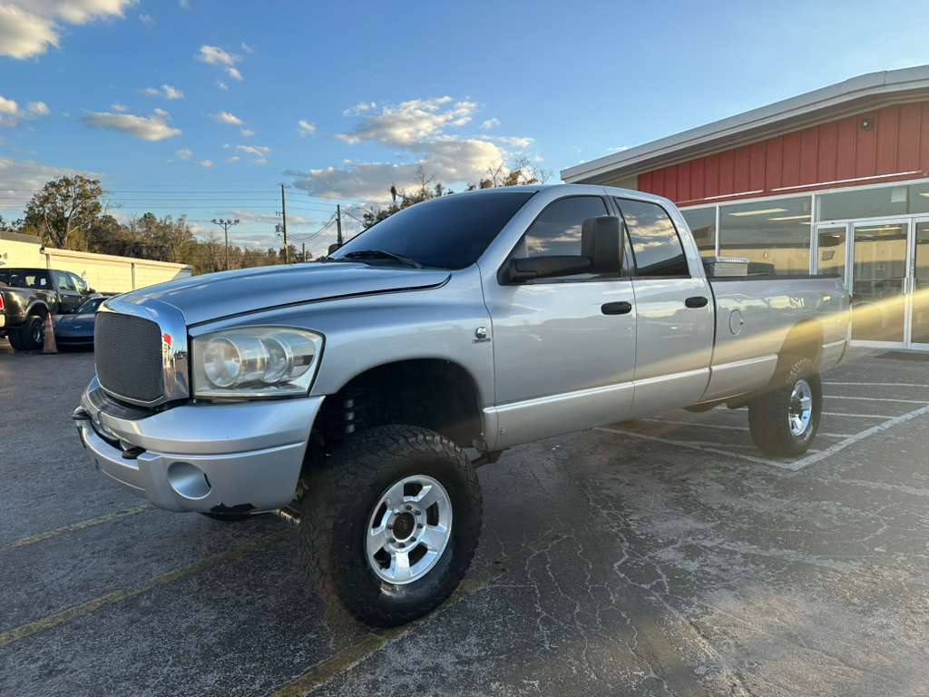 Dodge Ram 2500 Laramie Quad Cab Long Bed 4WD 2008