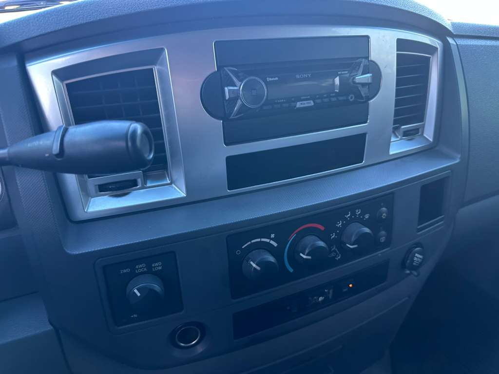 Dodge Ram 2500 Laramie Quad Cab Long Bed 4WD 2008