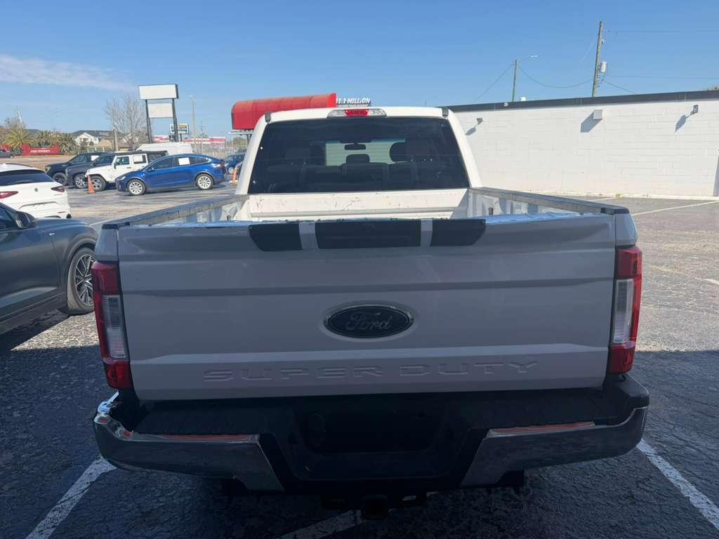 Ford F-250 SD XLT Crew Cab Long Bed 4WD 2019