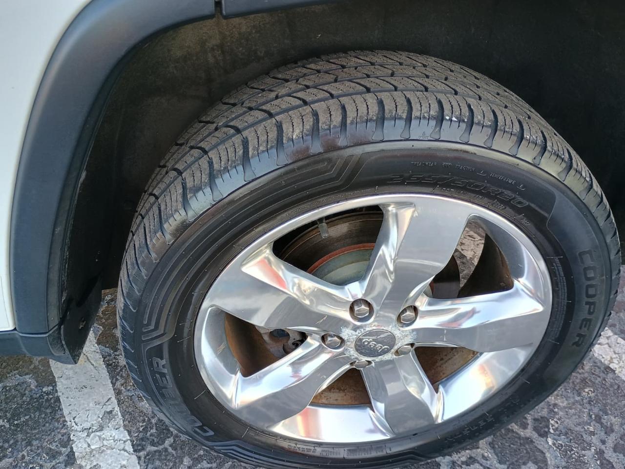 Jeep Grand Cherokee Limited 4WD 2015