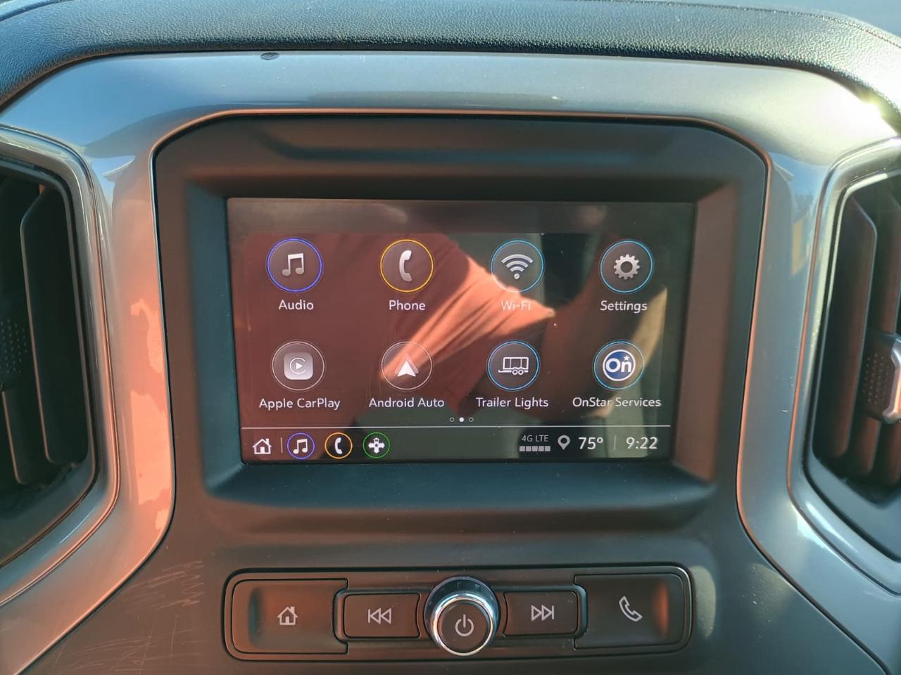 Chevrolet Silverado 1500 Custom Crew Cab 2WD 2024