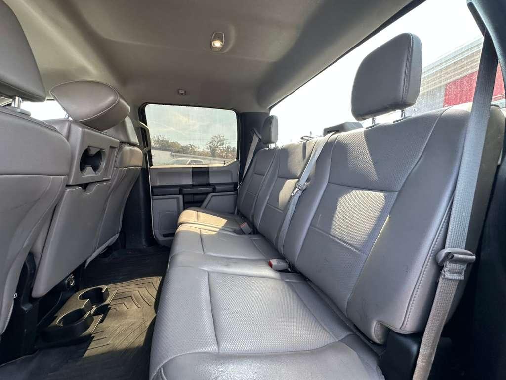 Ford F-350 SD Lariat Crew Cab Long Bed DRW 4WD 2019