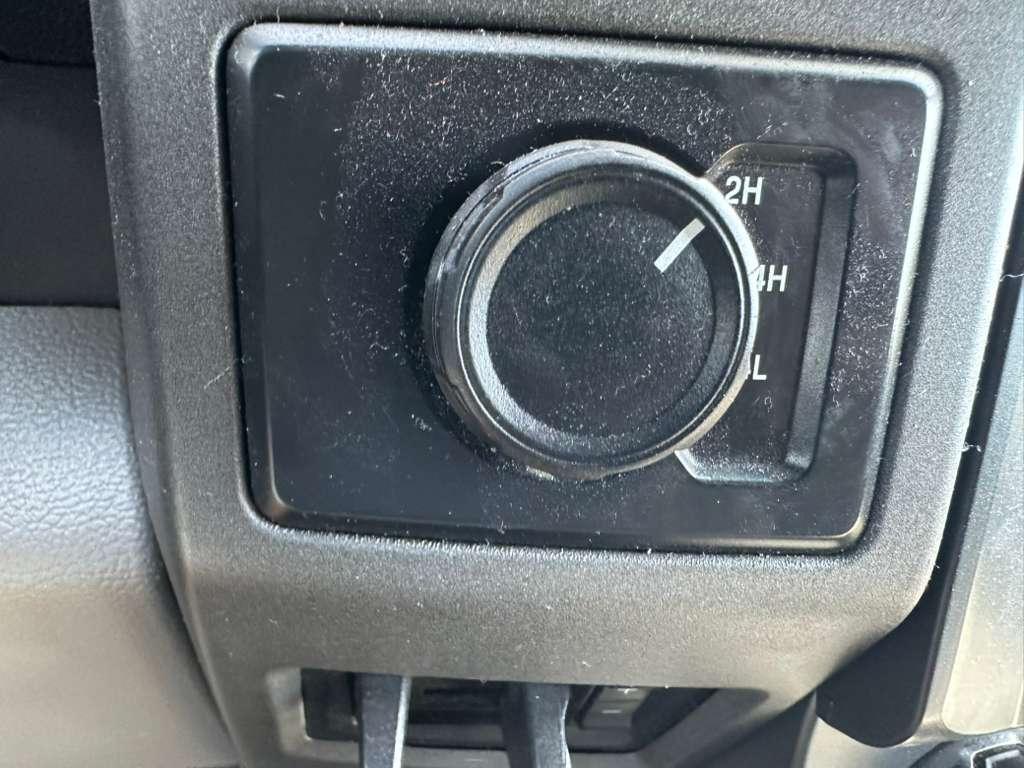 Ford F-350 SD Lariat Crew Cab Long Bed DRW 4WD 2019