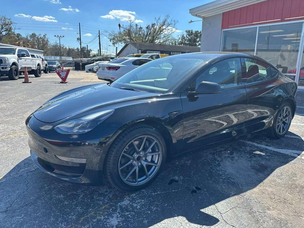 Tesla Model 3 Standard Range Plus 2022