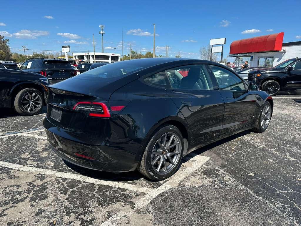 Tesla Model 3 Standard Range Plus 2022