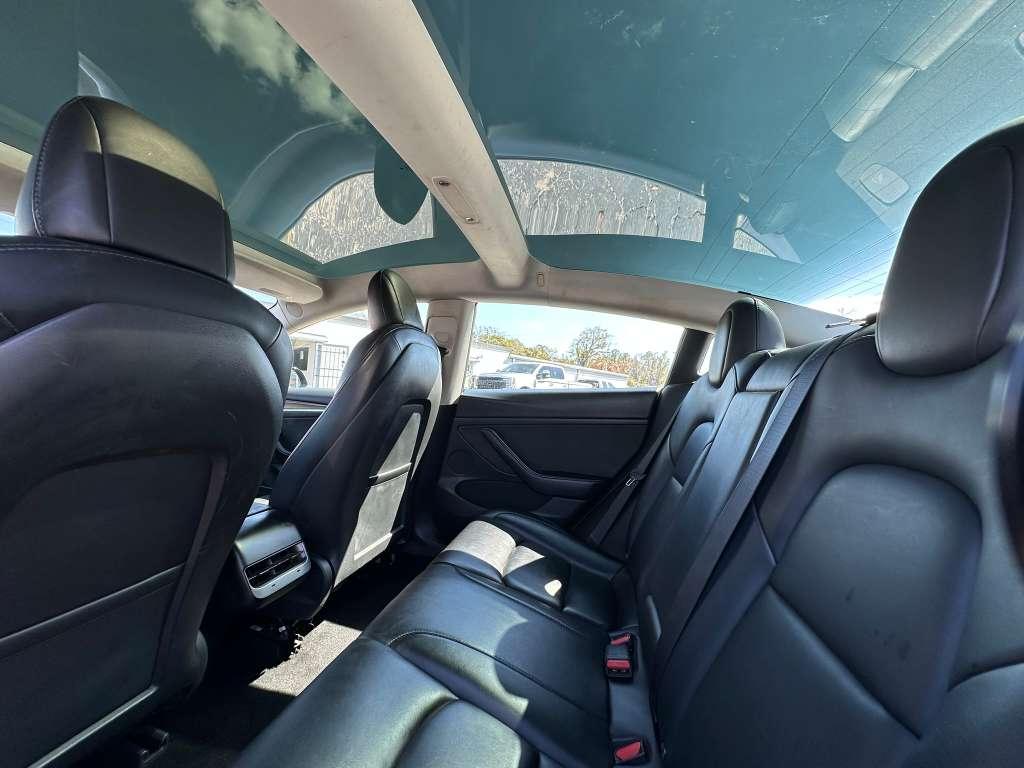 Tesla Model 3 Standard Range Plus 2022