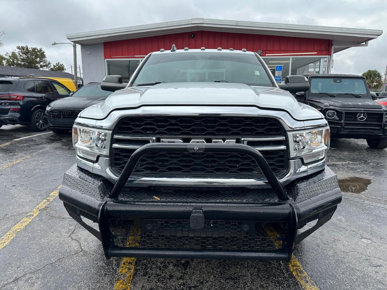 RAM 3500 Tradesman Crew Cab LWB 2WD DRW 2019
