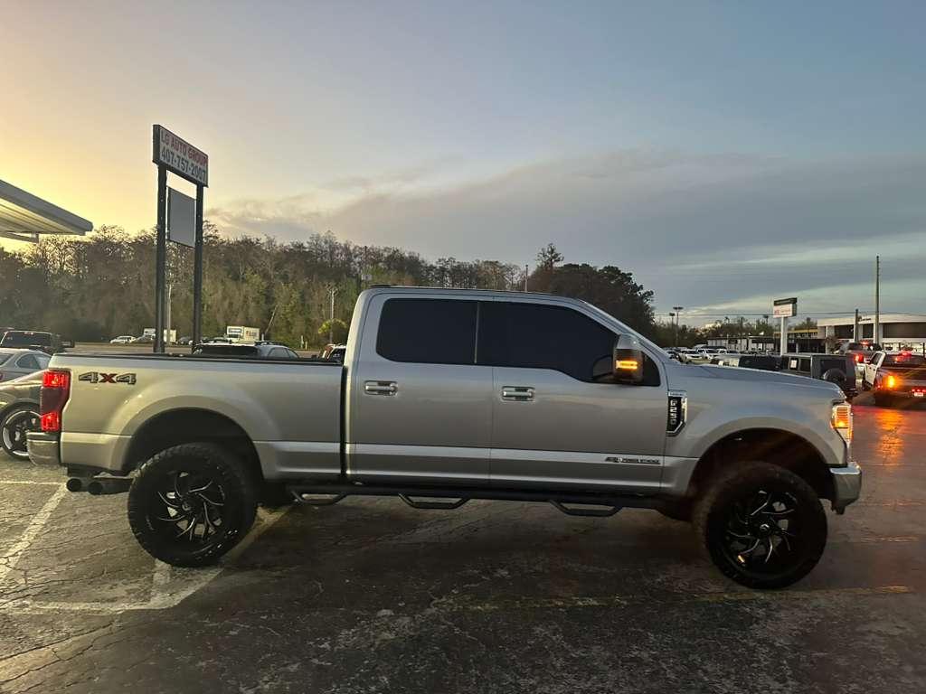 Ford F-250 SD Lariat Crew Cab 4WD 2022