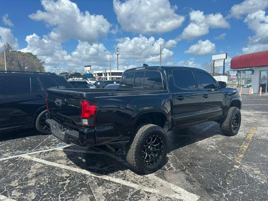 Toyota Tacoma SR5 Double Cab I4 2WD 2020