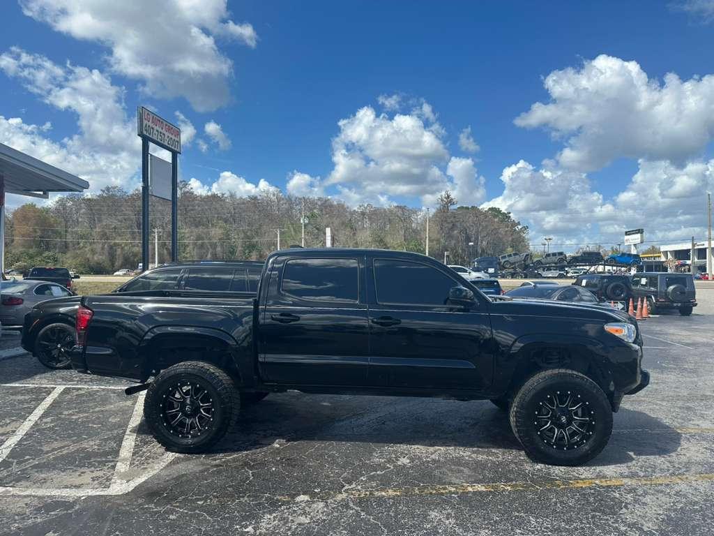 Toyota Tacoma SR5 Double Cab I4 2WD 2020