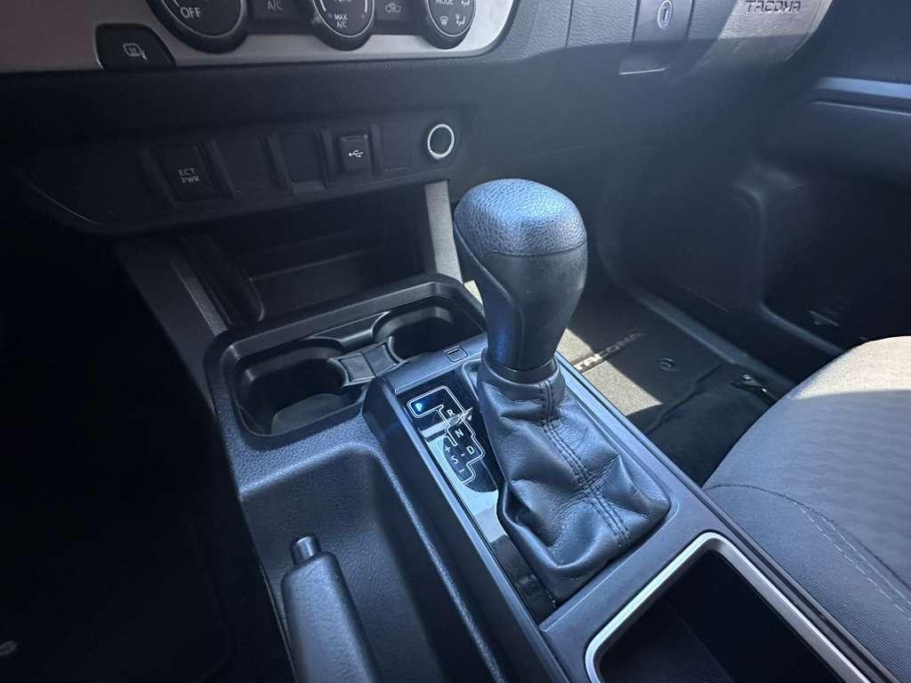 Toyota Tacoma SR5 Double Cab I4 2WD 2020