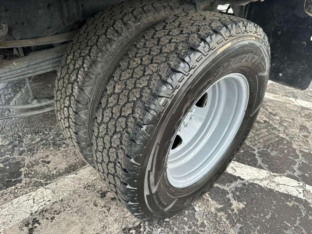 Ford F-350 SD XL Crew Cab Long Bed DRW 4WD 2020