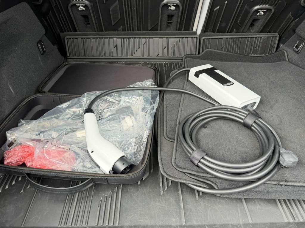 Cadillac Lyriq Sport-2 2024