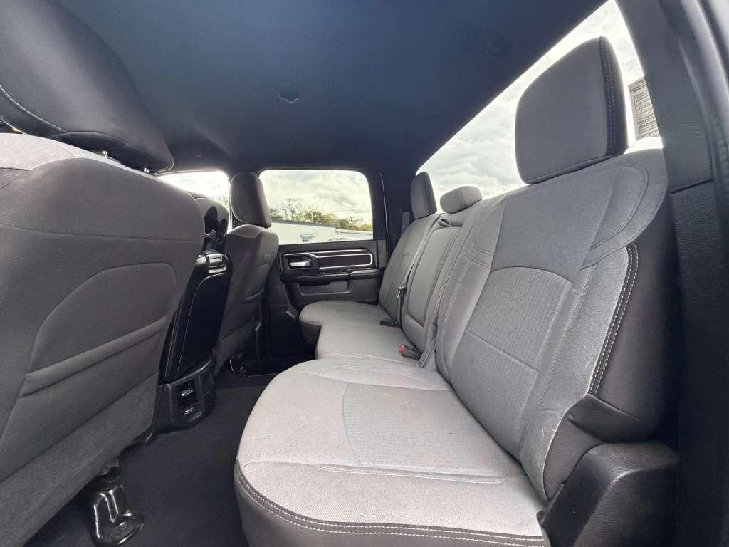 RAM 3500 Big Horn Crew Cab LWB 4WD DRW 2024