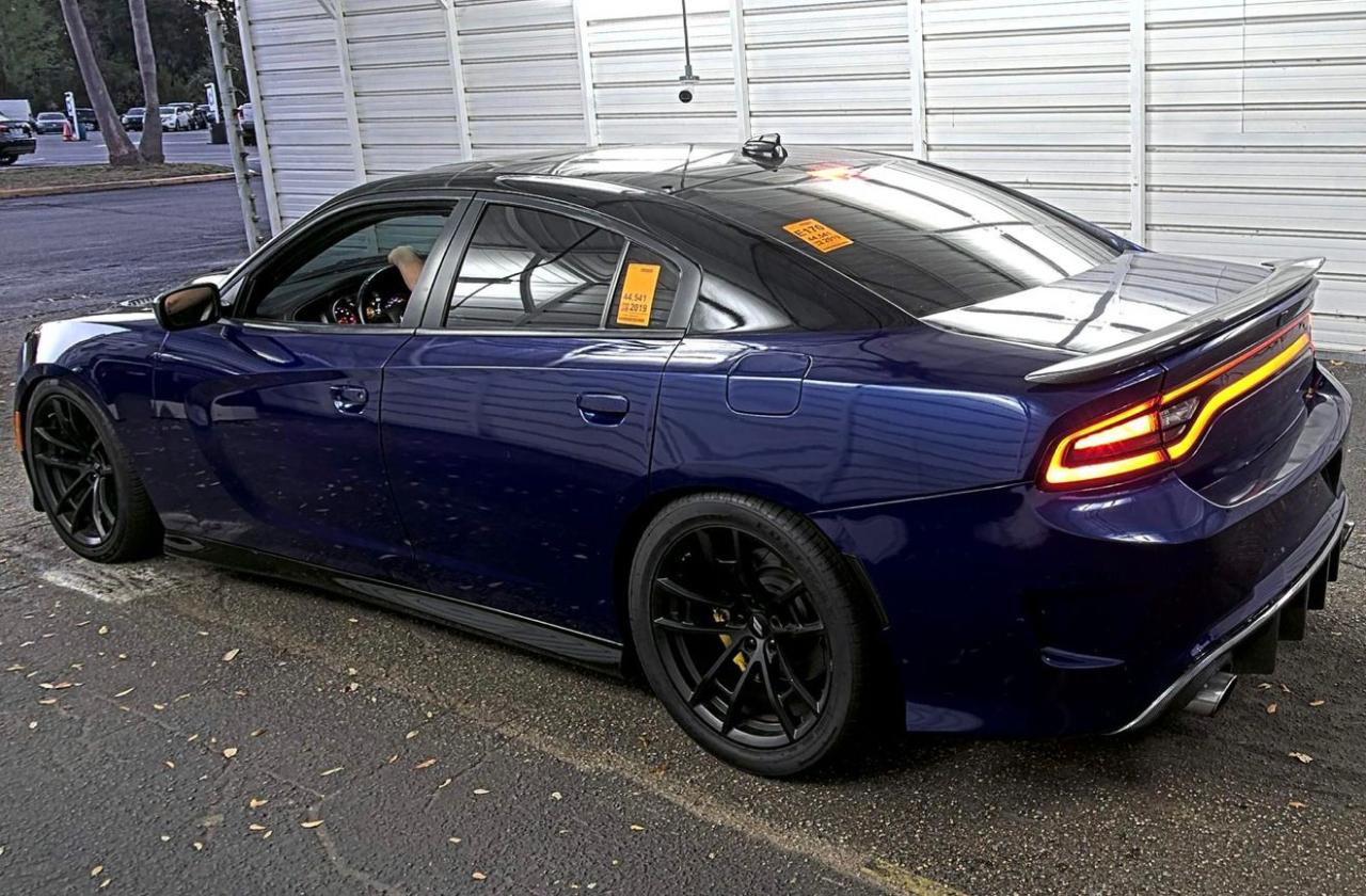 Dodge Charger SRT Hellcat 2019