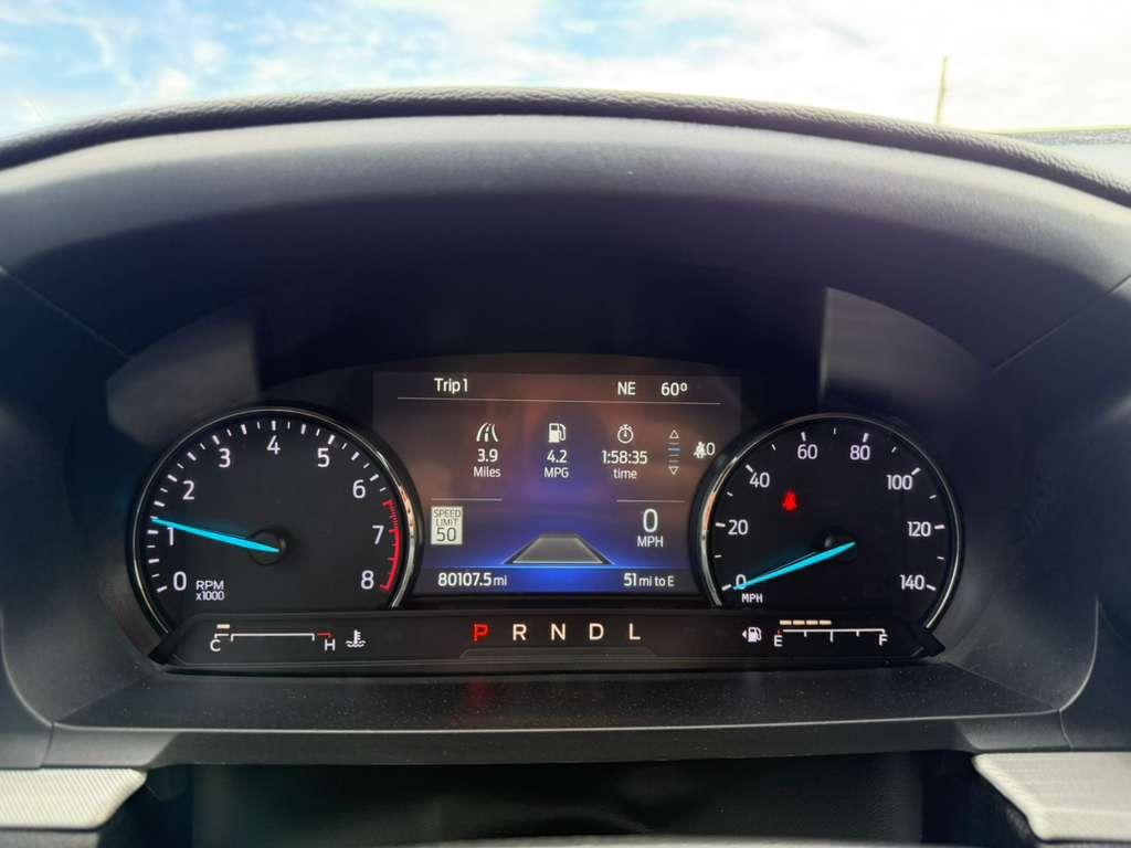 Ford Explorer XLT 2022