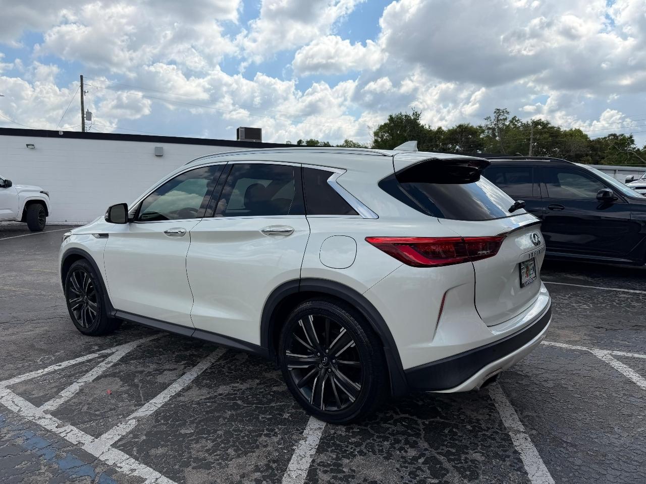 Infiniti QX50 LUXE 2021