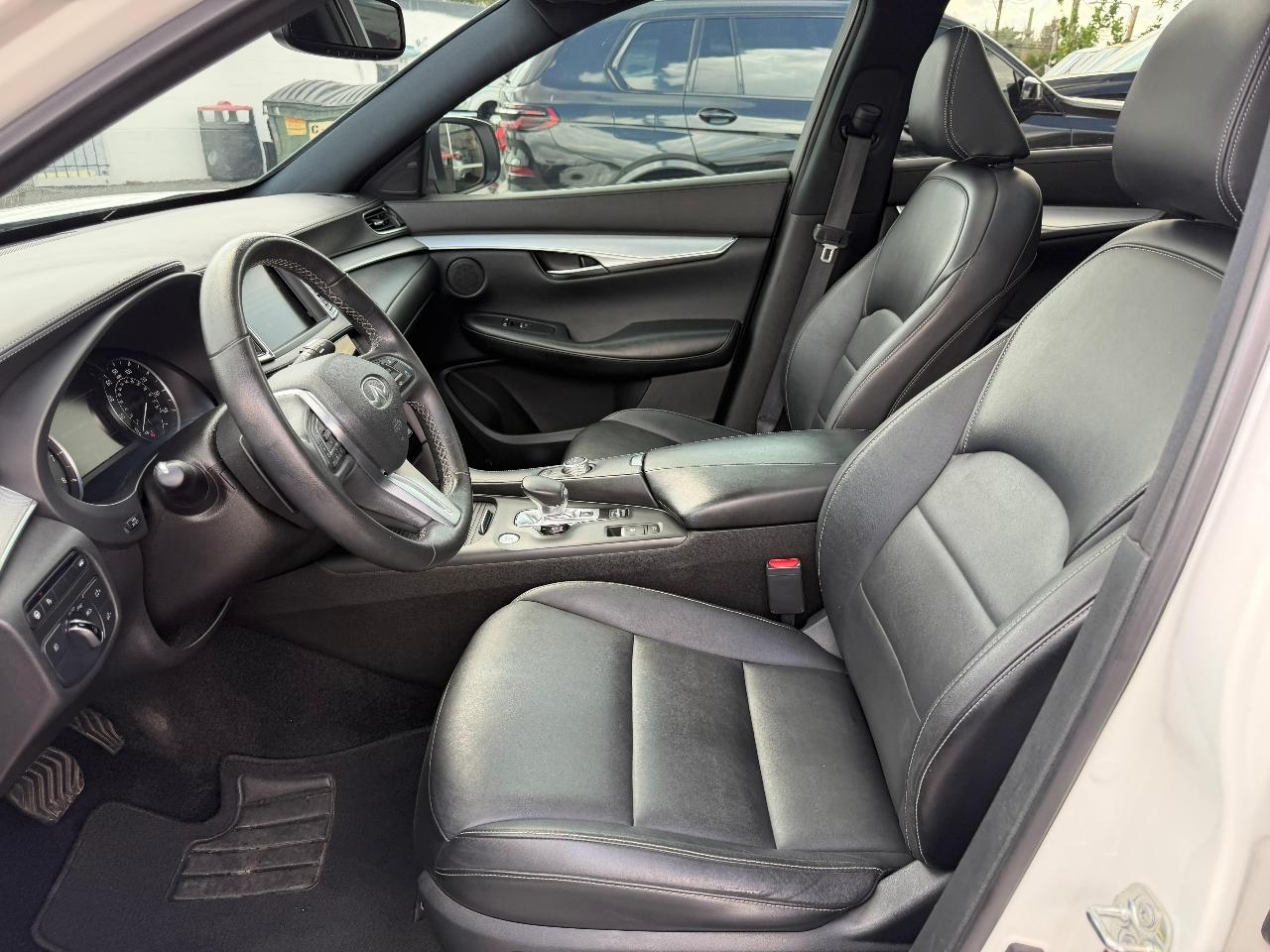 Infiniti QX50 LUXE 2021