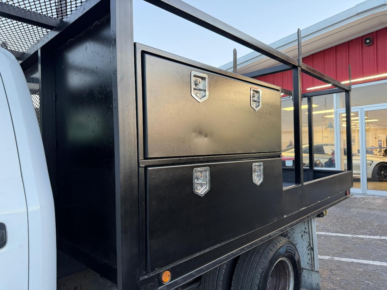 Ford F-350 SD XL Crew Cab Long Bed DRW 2WD 2017