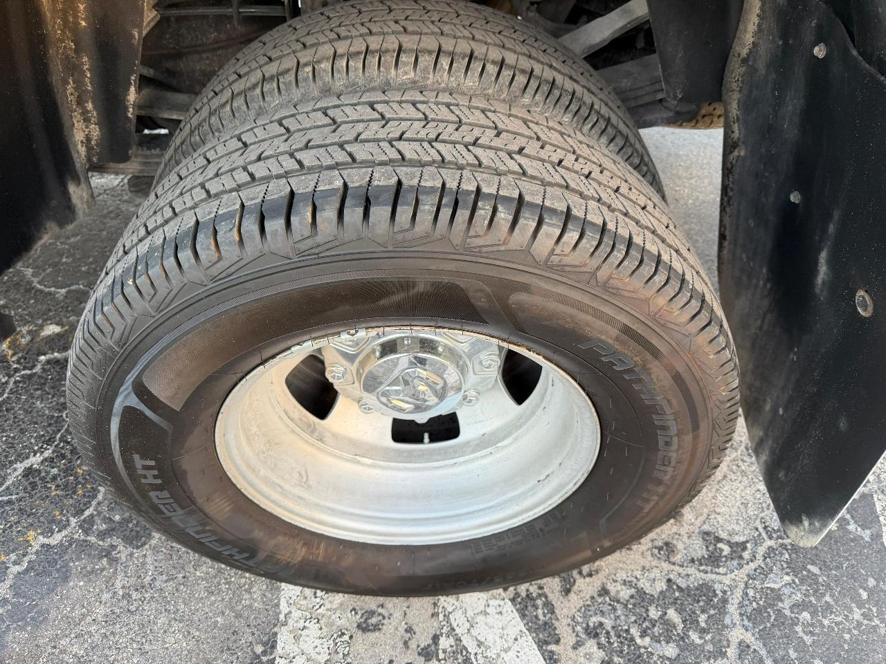 RAM 3500 Tradesman Crew Cab 4WD DRW 2022