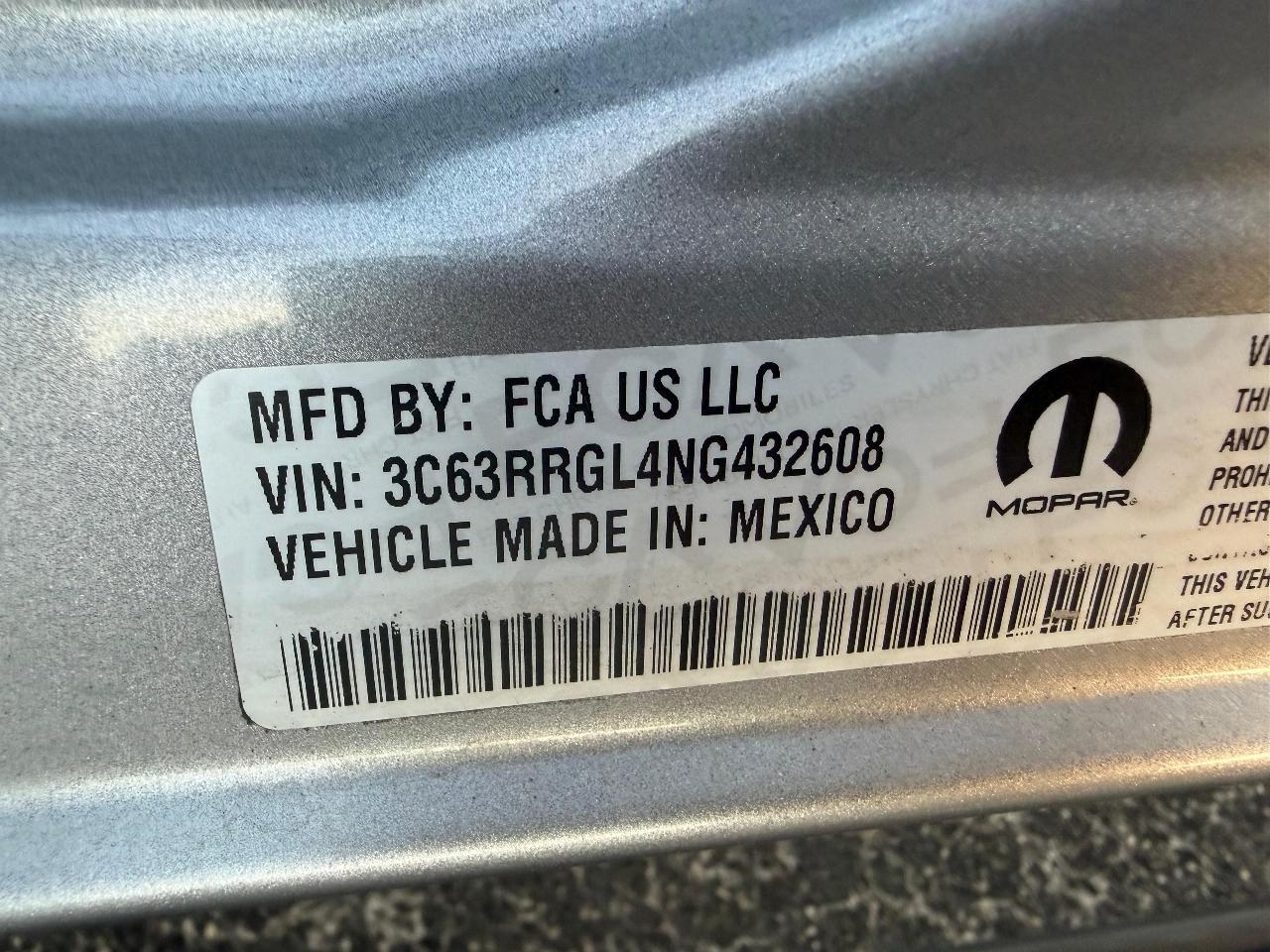 RAM 3500 Tradesman Crew Cab 4WD DRW 2022