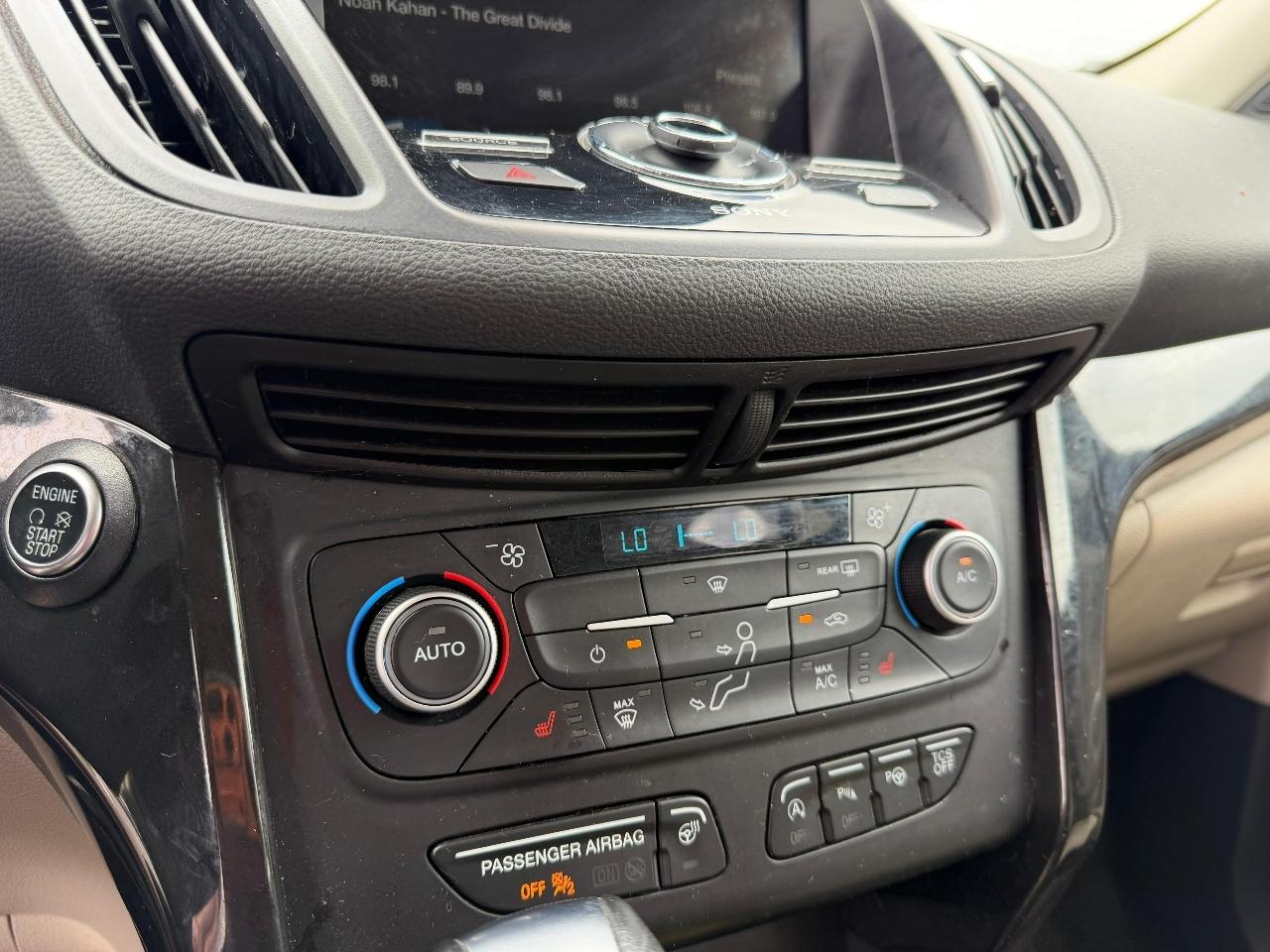 Ford Escape Titanium FWD 2019