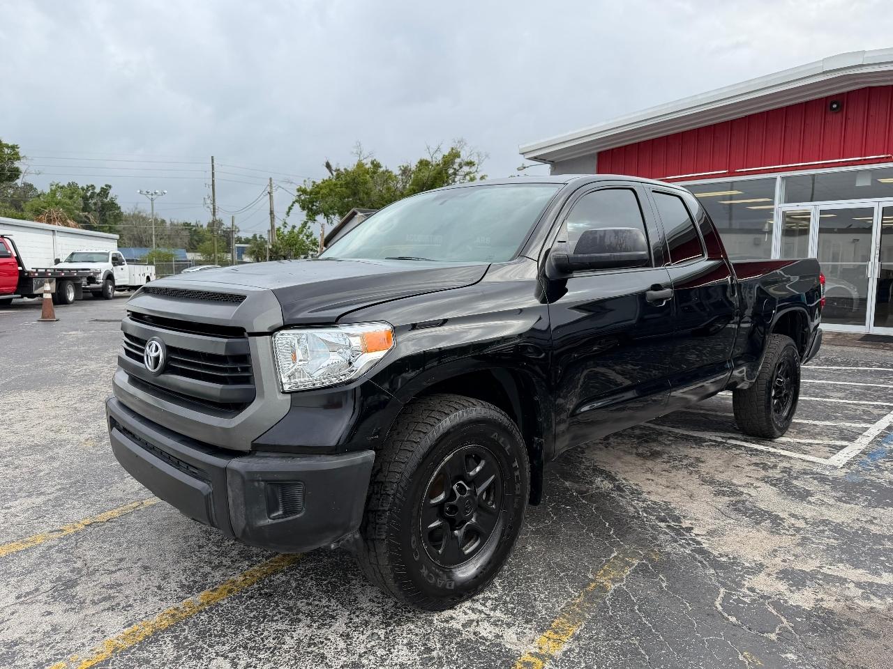 Toyota Tundra SR5 4.6L V8 Double Cab 4WD 2014