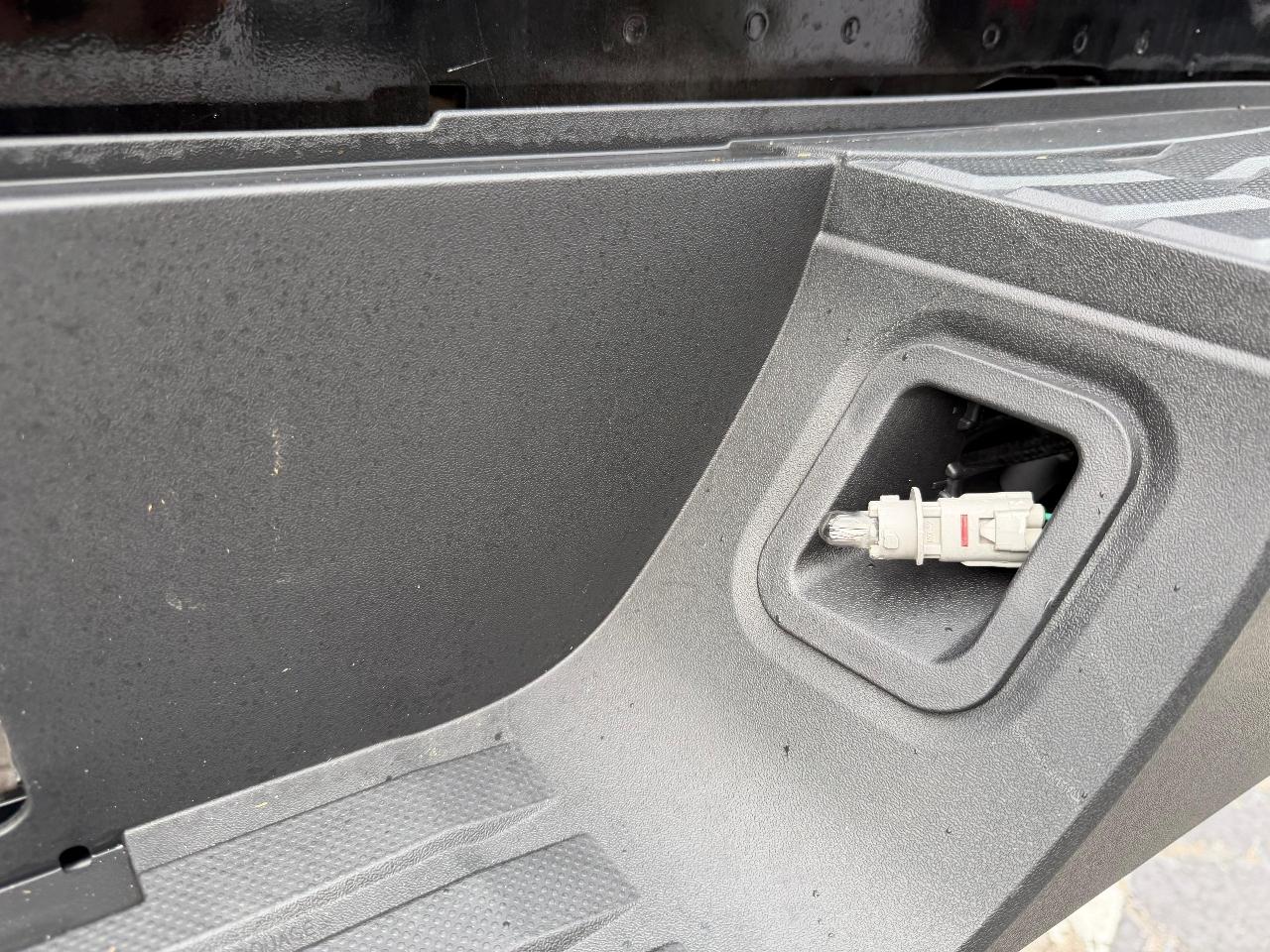 Toyota Tundra SR5 4.6L V8 Double Cab 4WD 2014