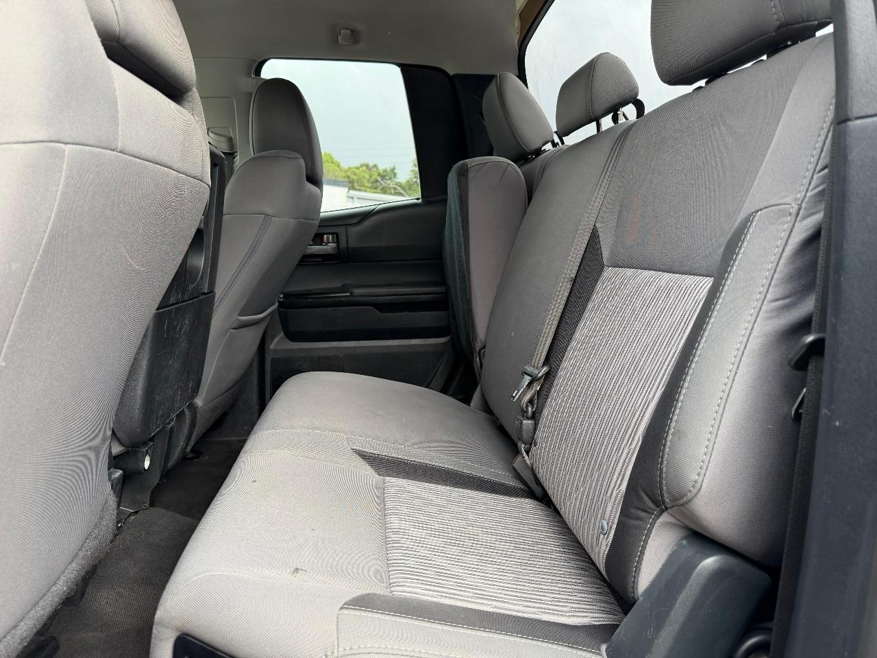 Toyota Tundra SR5 4.6L V8 Double Cab 4WD 2014