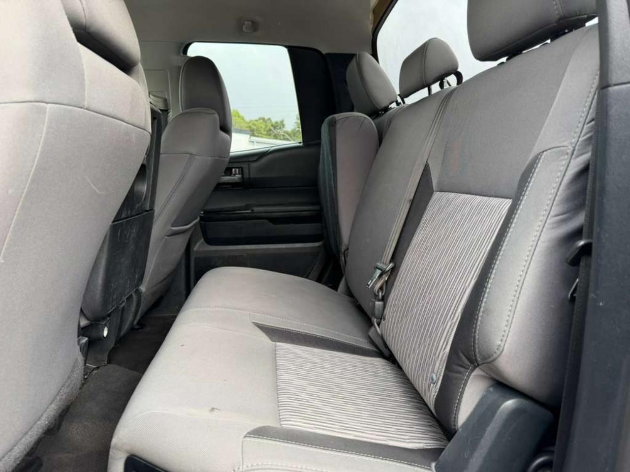 Toyota Tundra SR5 4.6L V8 Double Cab 4WD 2014