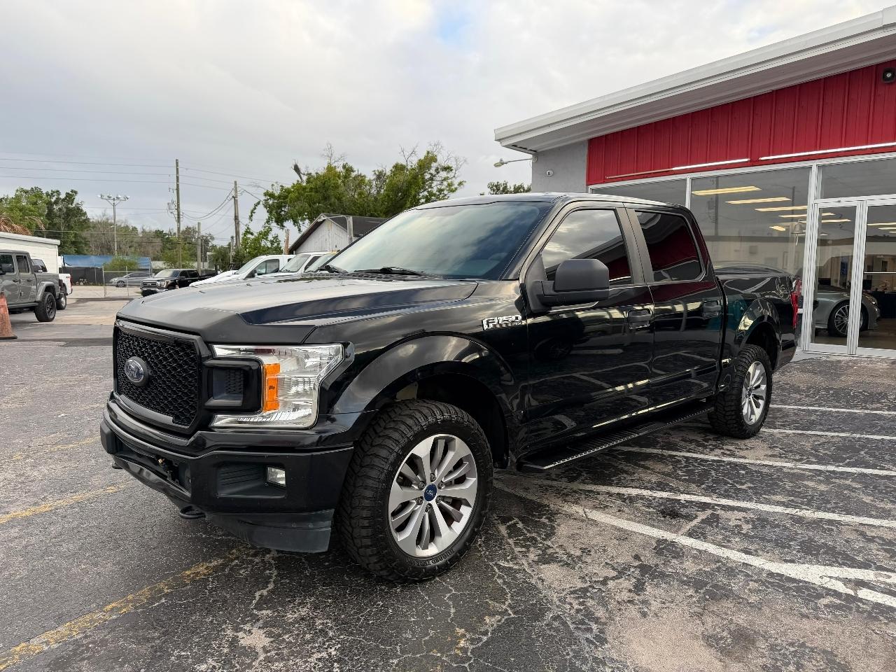 Ford F-150 XL SuperCrew 5.5-ft. Bed 4WD 2018