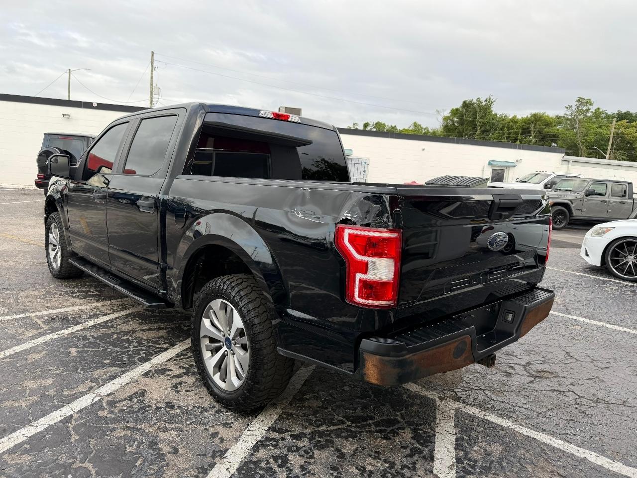 Ford F-150 XL SuperCrew 5.5-ft. Bed 4WD 2018