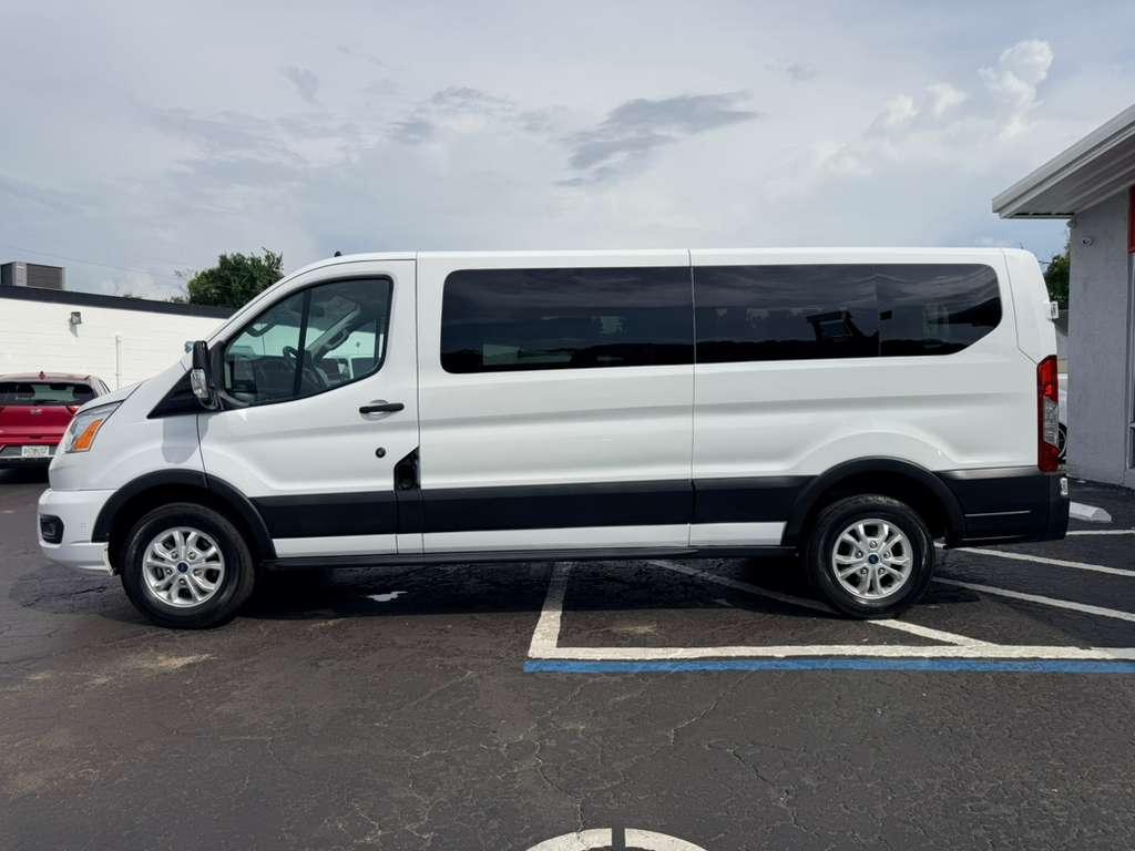 Ford Transit 350 Wagon Low Roof XLT w/Sliding Pass. 148-in. WB 2021