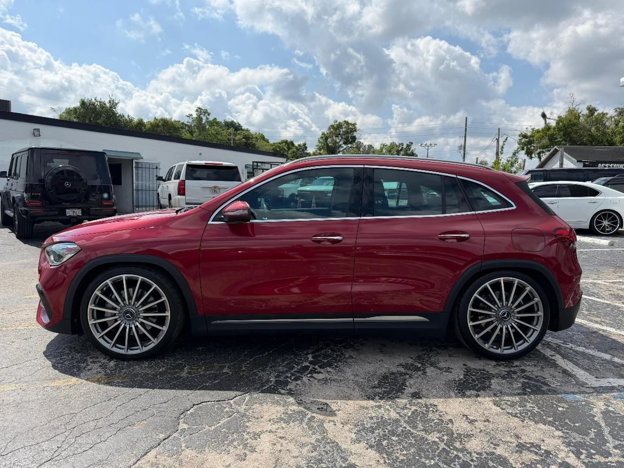 Mercedes-Benz GLA-Class AMG GLA45 2021