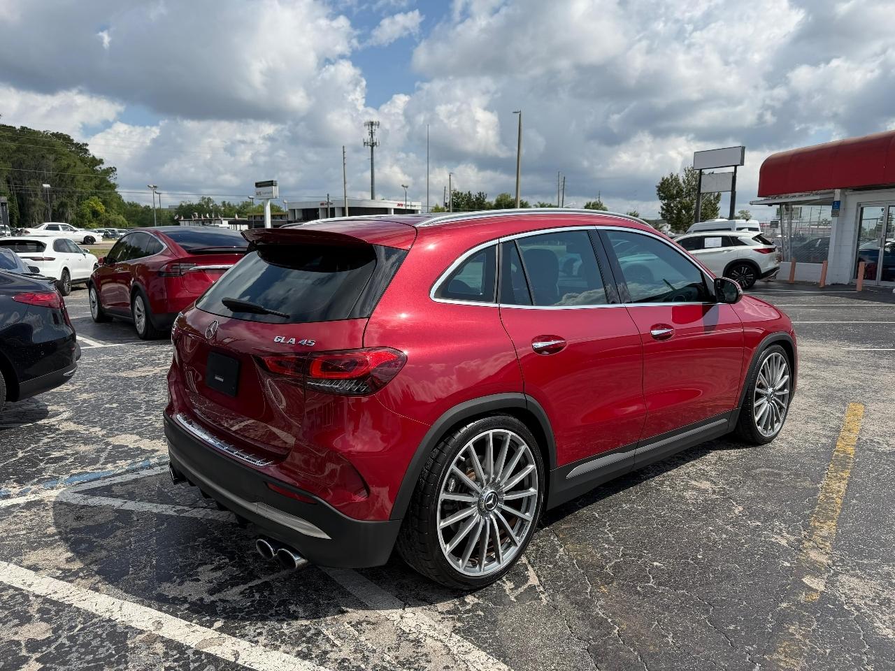 Mercedes-Benz GLA-Class AMG GLA45 2021