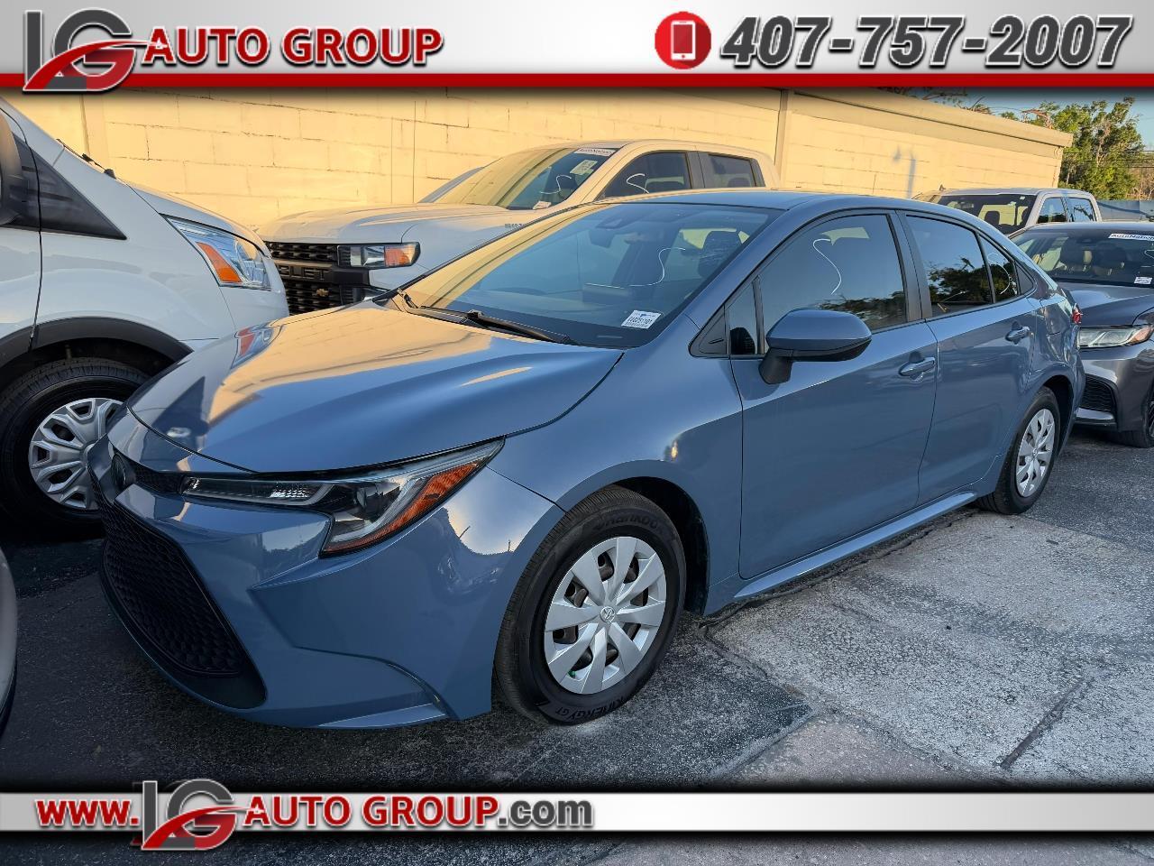 Toyota Camry SE 2023