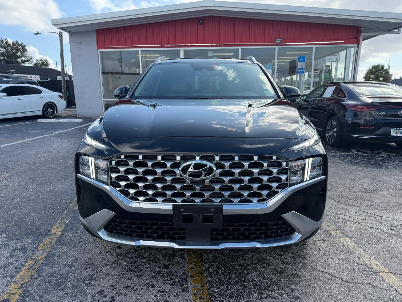 View vehicle photo 2