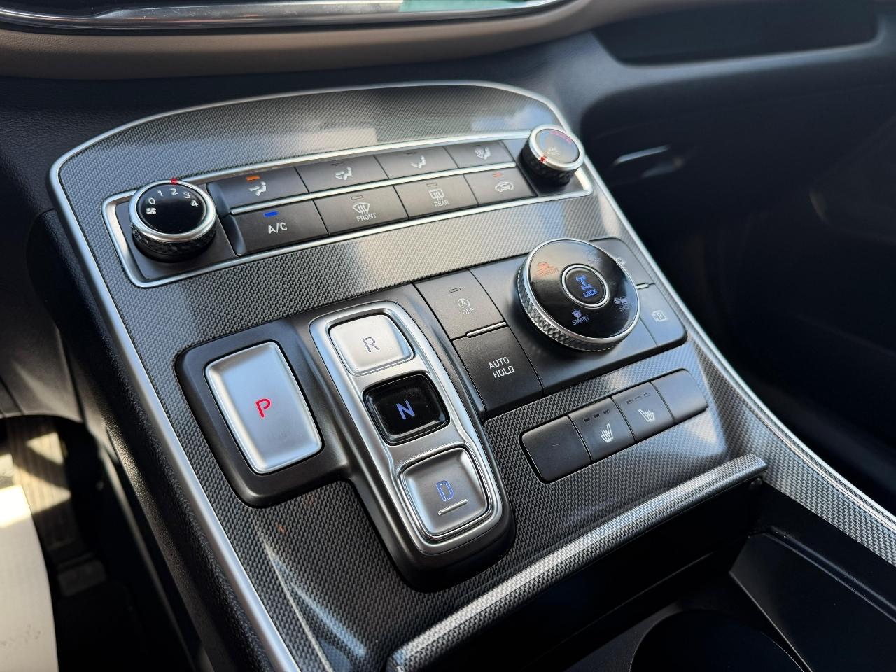 Hyundai Santa Fe SEL AWD 2022
