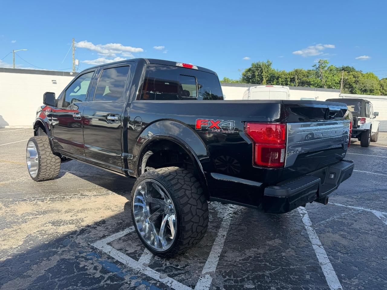 Ford F-150 Platinum SuperCrew 5.5-ft. Bed 4WD 2018